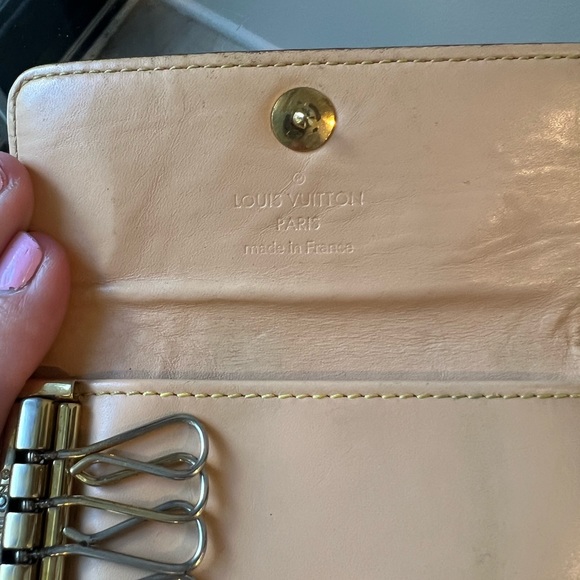Louis Vuitton Key case Great condition! - Picture 3 of 5